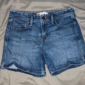 Levi Jean Shorts